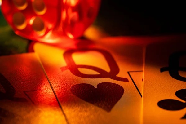4elements এর প্রধান গেম স্ক্রিন